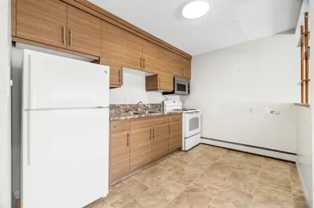 173 Procter Pl #4 - Photo 1 of 1