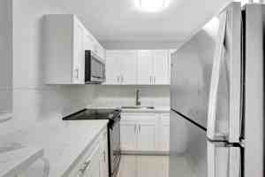 featured image of 2970 Northeast 16th Avenue