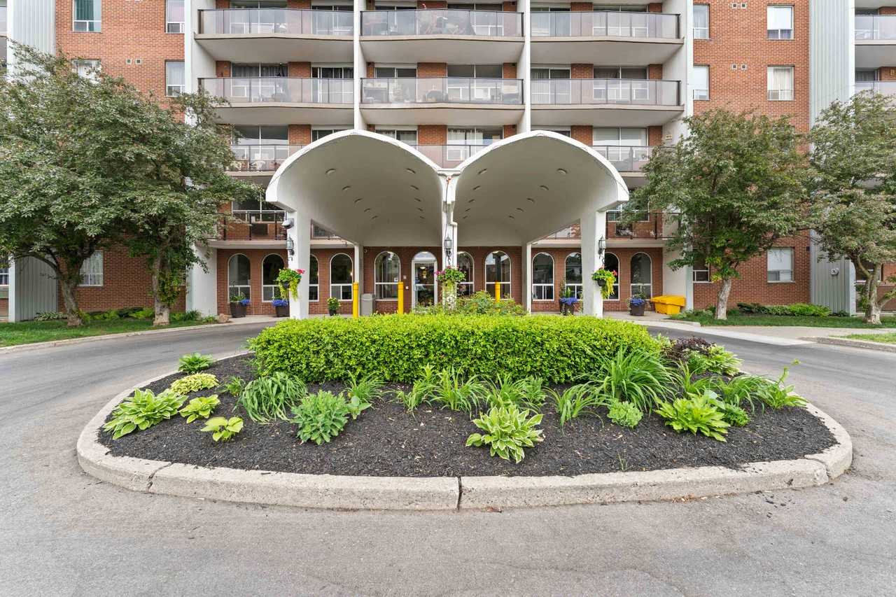 Southwick Apartments - Photo 4 of 25