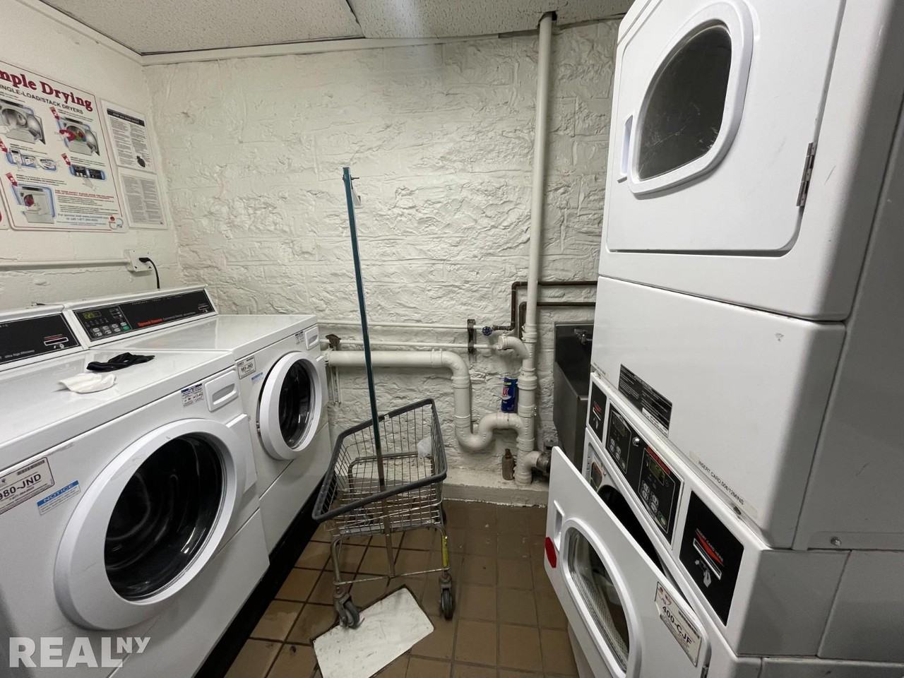 306 E 91st St #5D - Photo 5 of 7