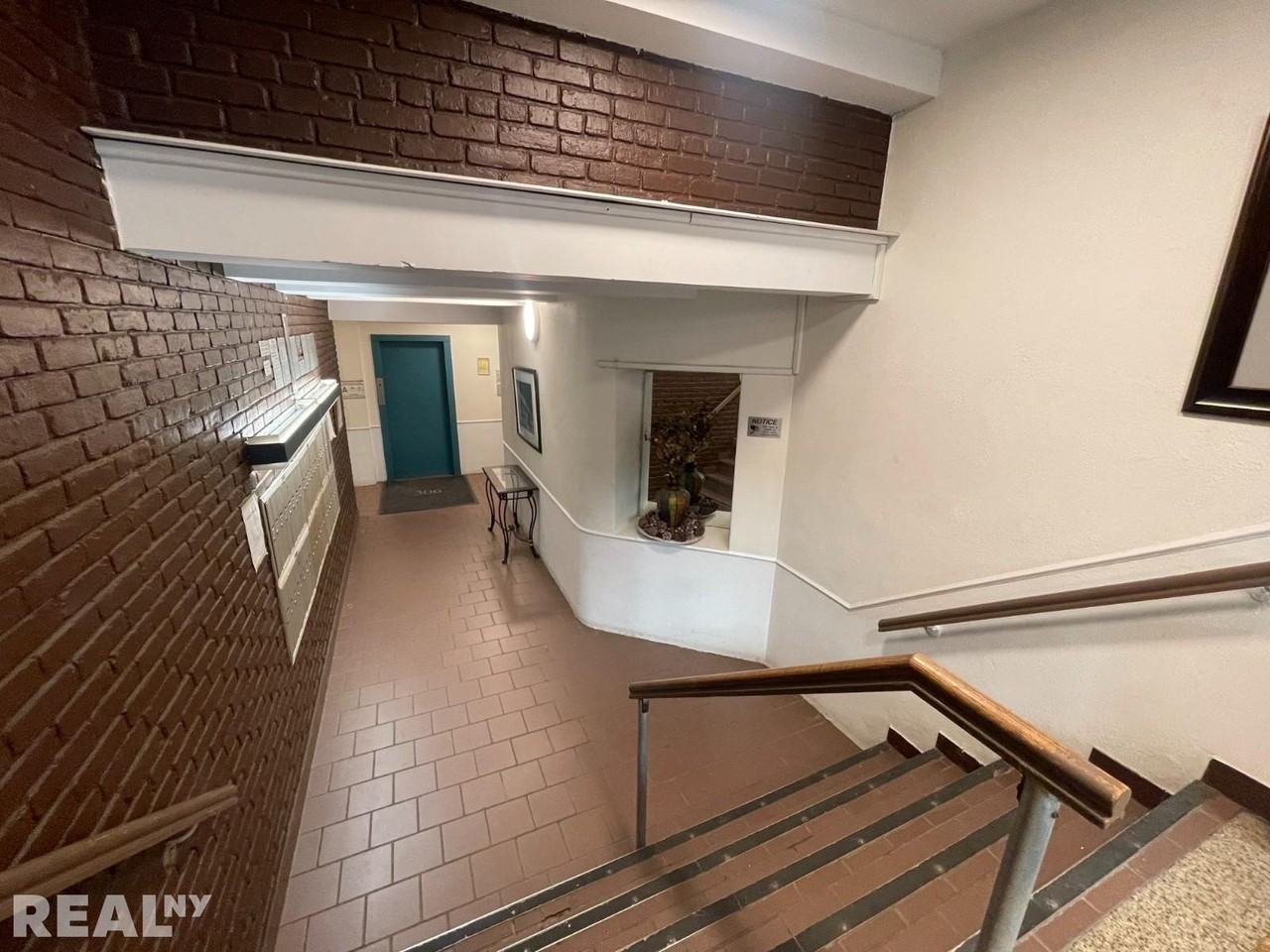 306 E 91st St #5D - Photo 7 of 7