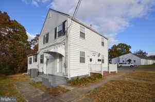 featured image of 46670 Midway Dr