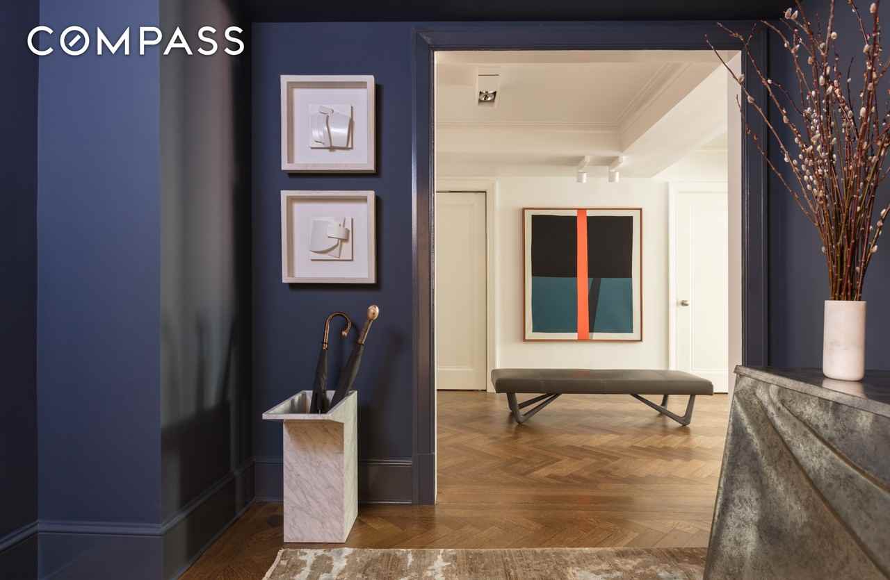 530 Park Ave #2F - Photo 5 of 18