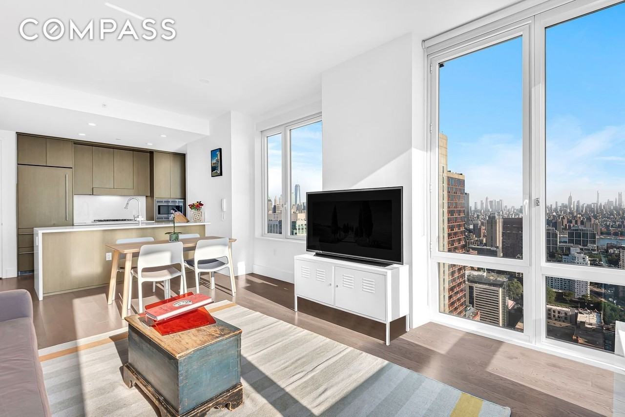 388 Bridge Street #35G - Photo 4 of 24