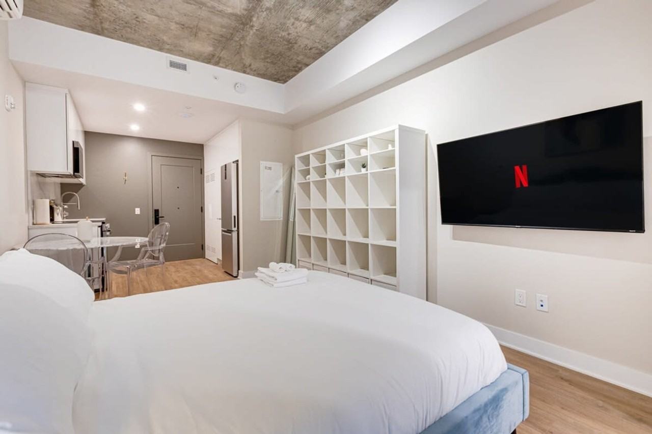 742 Rue William #1254788P - Photo 6 of 16