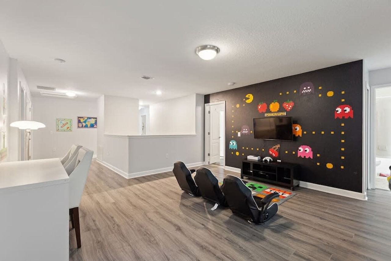 1422 Thunderbird Rd #1038607P - Photo 3 of 50