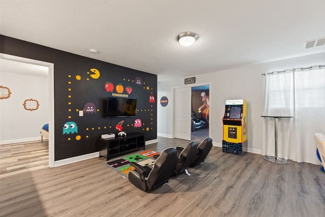 1422 Thunderbird Rd #1038607P - Photo 4 of 50