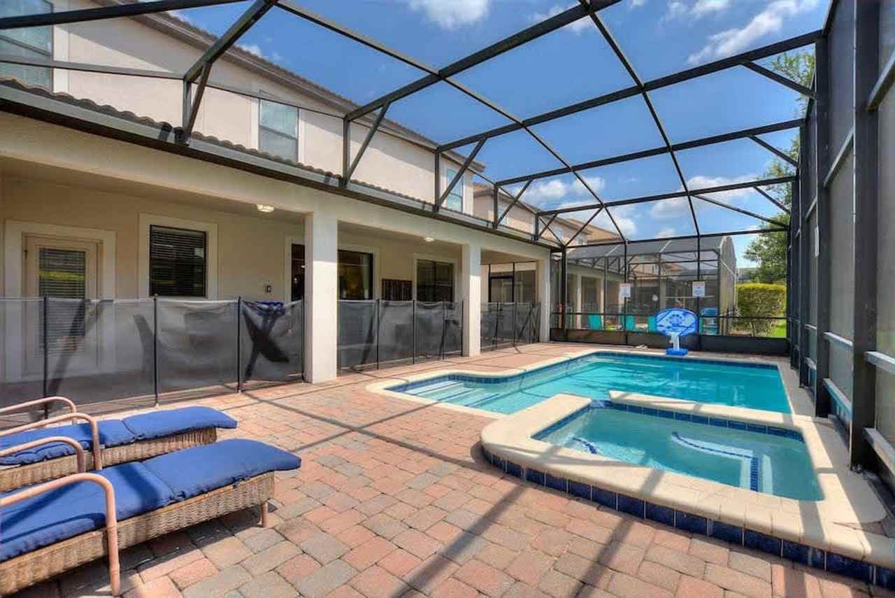 1422 Thunderbird Rd #1038607P - Photo 7 of 50