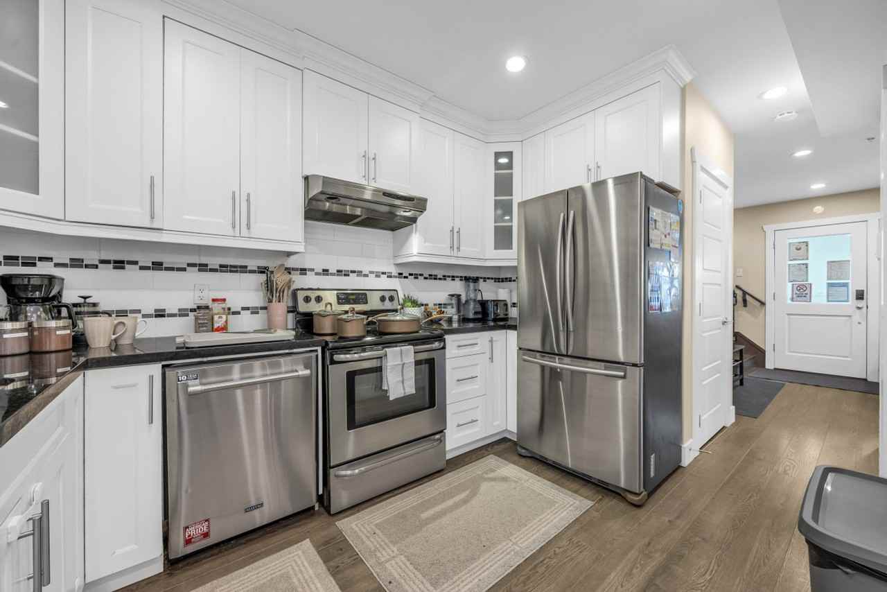 3845 Dumfries St #1258944P - Photo 4 of 32