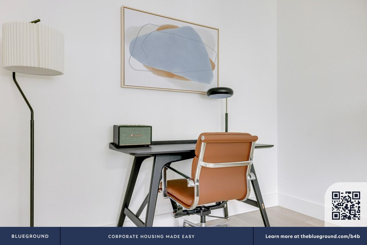 2124 Parker St #2004 - Photo 6 of 23