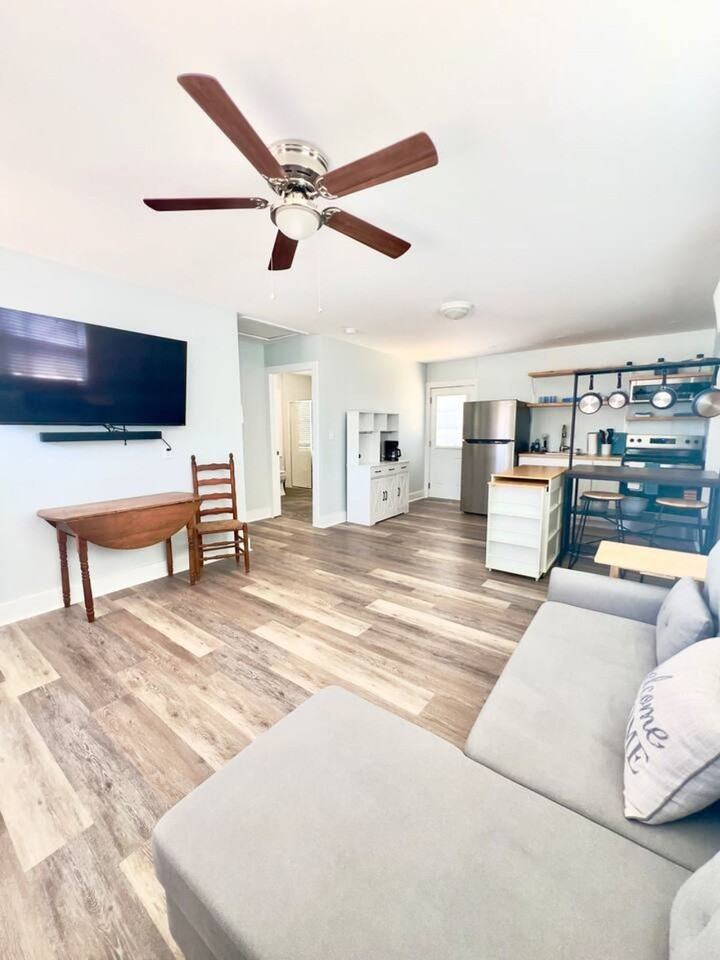 216 La Paloma Pl #1297497P - Photo 3 of 18