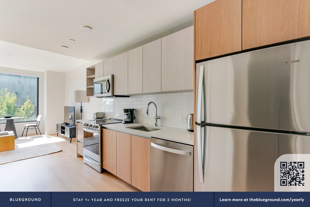 1300 Yards Pl Se #1197 - Photo 7 of 35