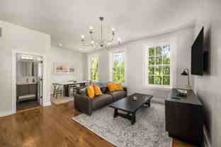 1326 Broadway St - Photo 1 of 1
