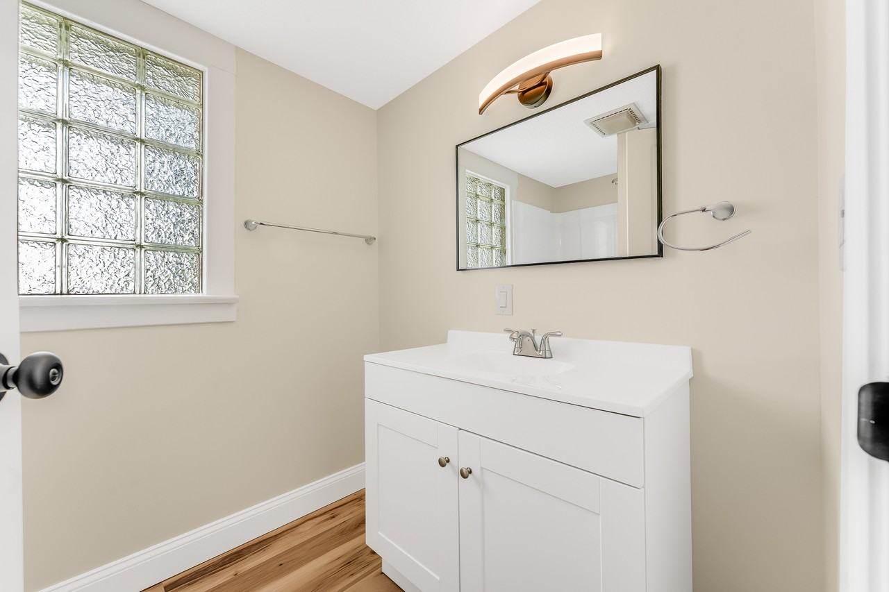 532 Herman Avenue - Photo 3 of 12