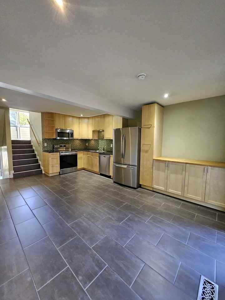 221 Balmoral Pl #221 - Photo 2 of 11