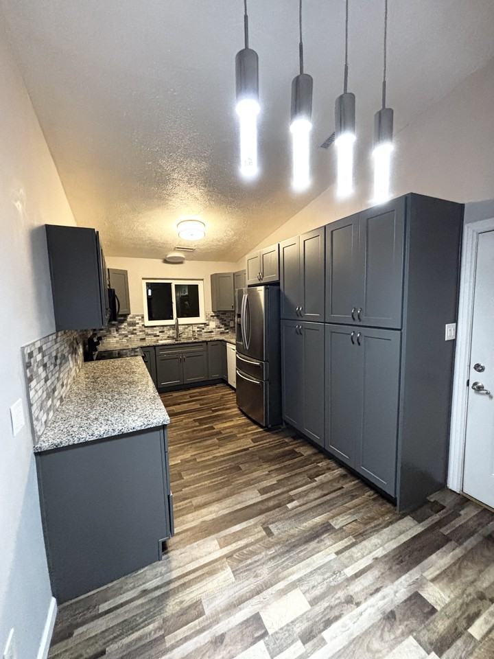 2547 E 610 N #2547 - Photo 5 of 13