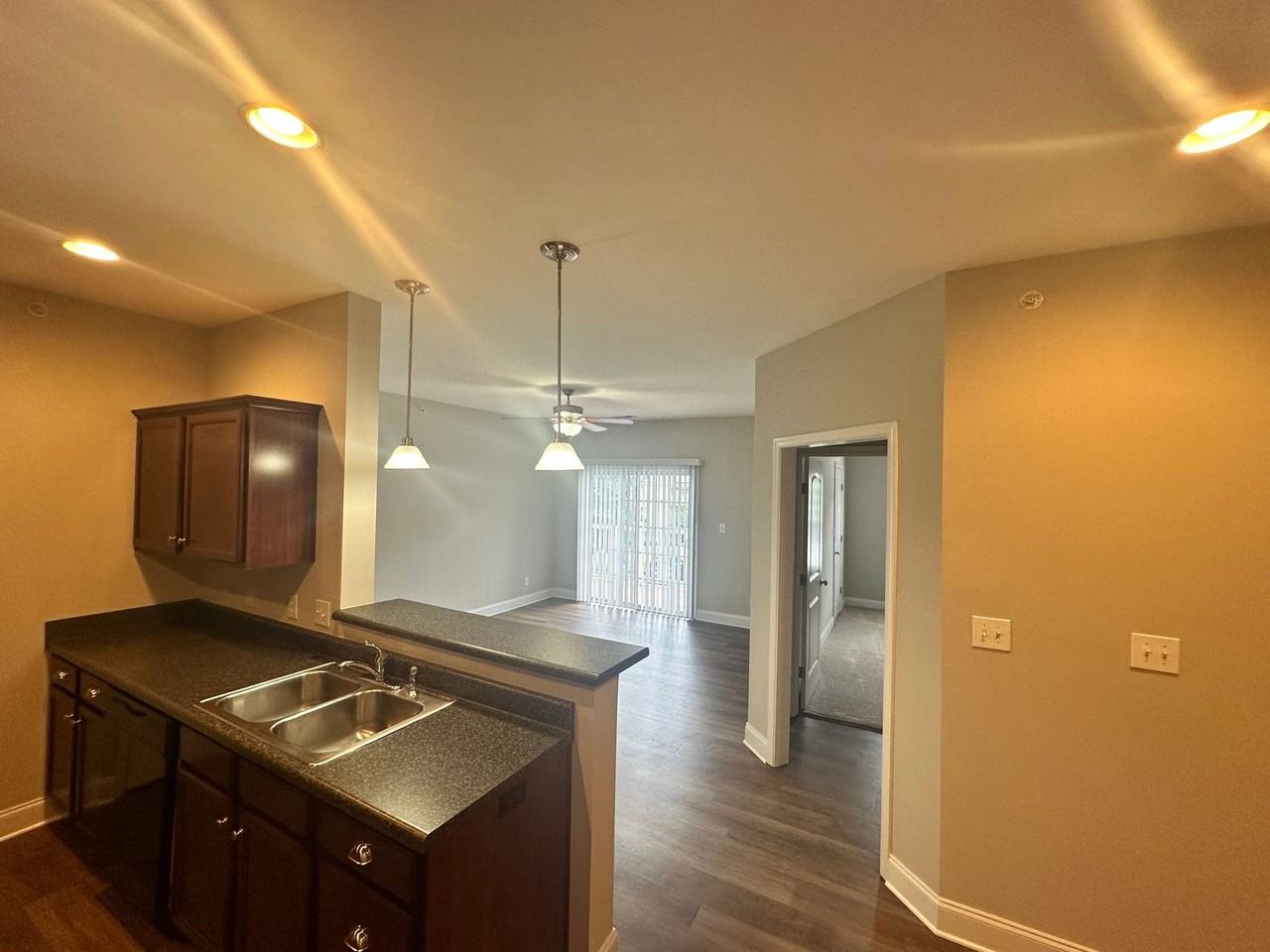 The Gables of Jefferson Commons - Photo 3 of 22