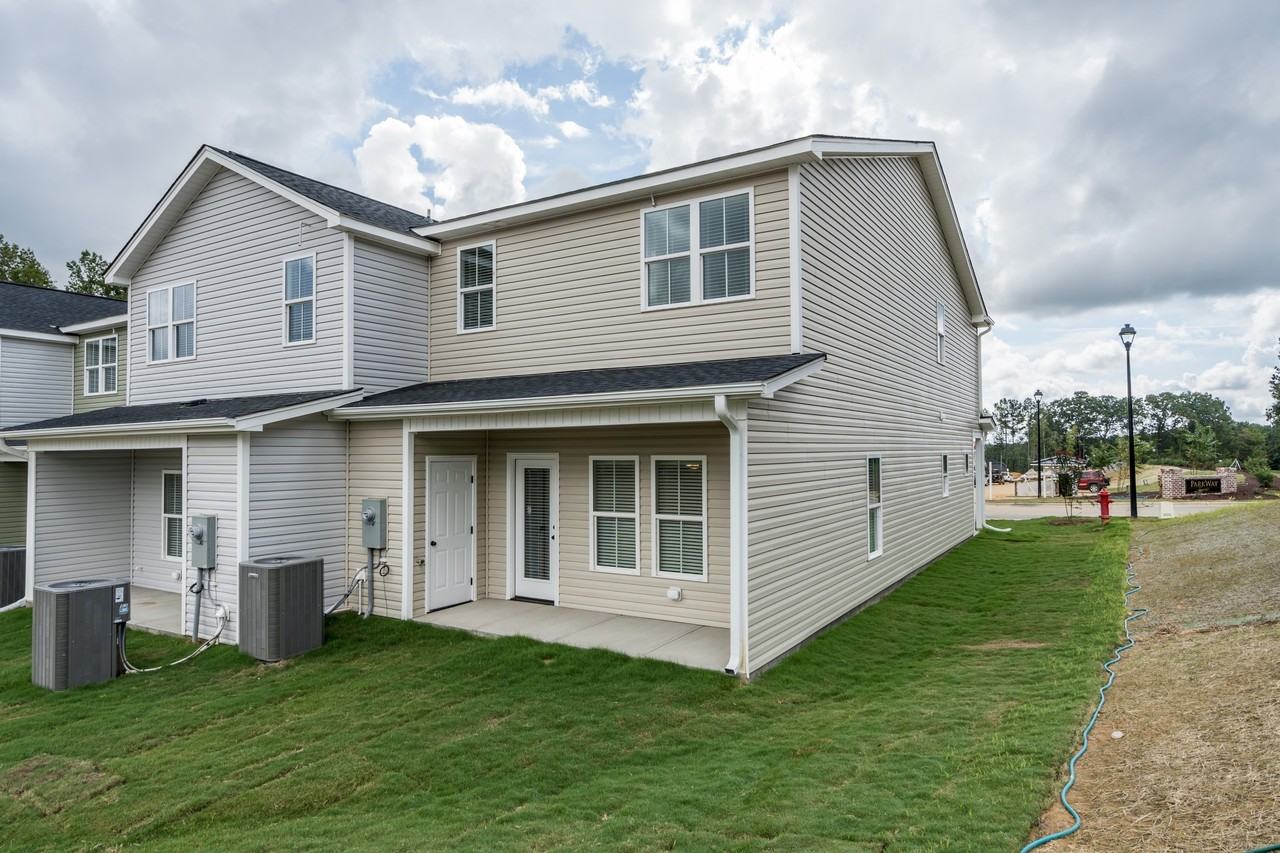 89 Marsh Harbor St #29 - Photo 3 of 15