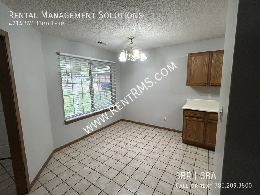 4214 Sw 33rd Ter - Photo 5 of 18