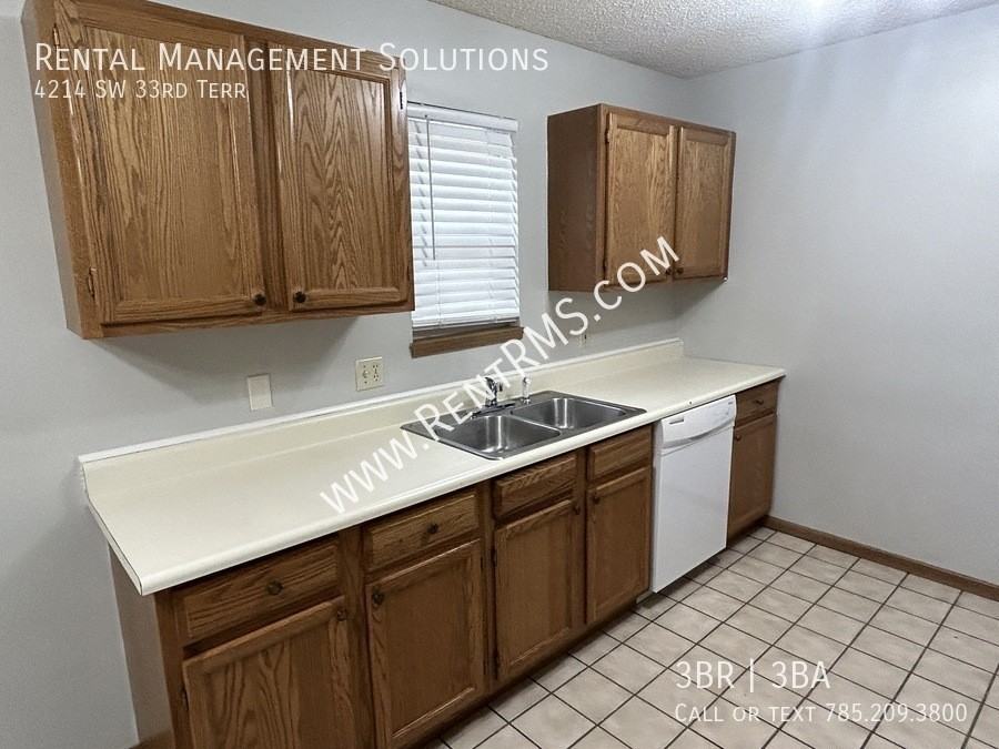 4214 Sw 33rd Ter - Photo 6 of 18