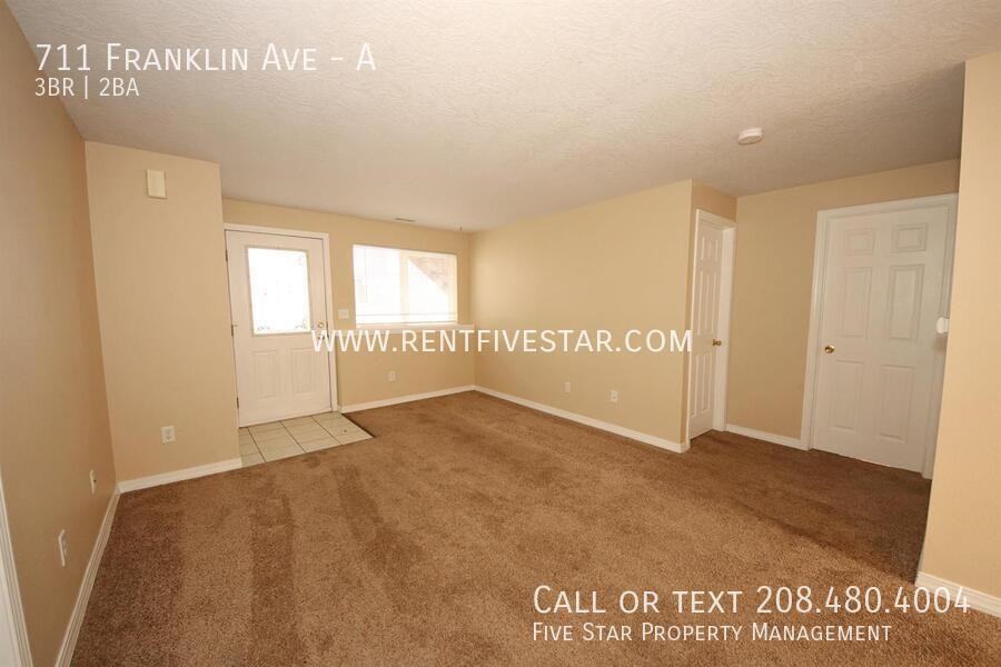 711 Franklin Avenue #A - Photo 2 of 12