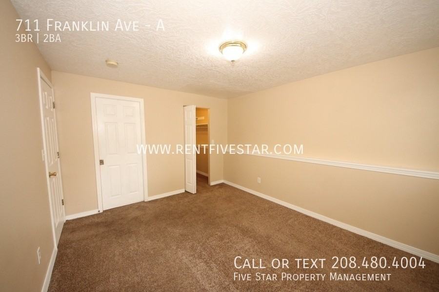 711 Franklin Avenue #A - Photo 4 of 12