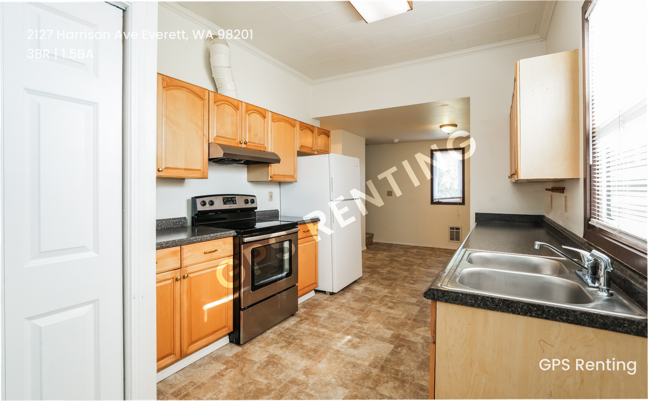 2127 Harrison Ave - Photo 4 of 21