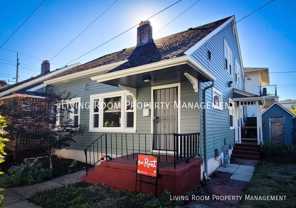 5521 N Vancouver Ave - Photo 1 of 1
