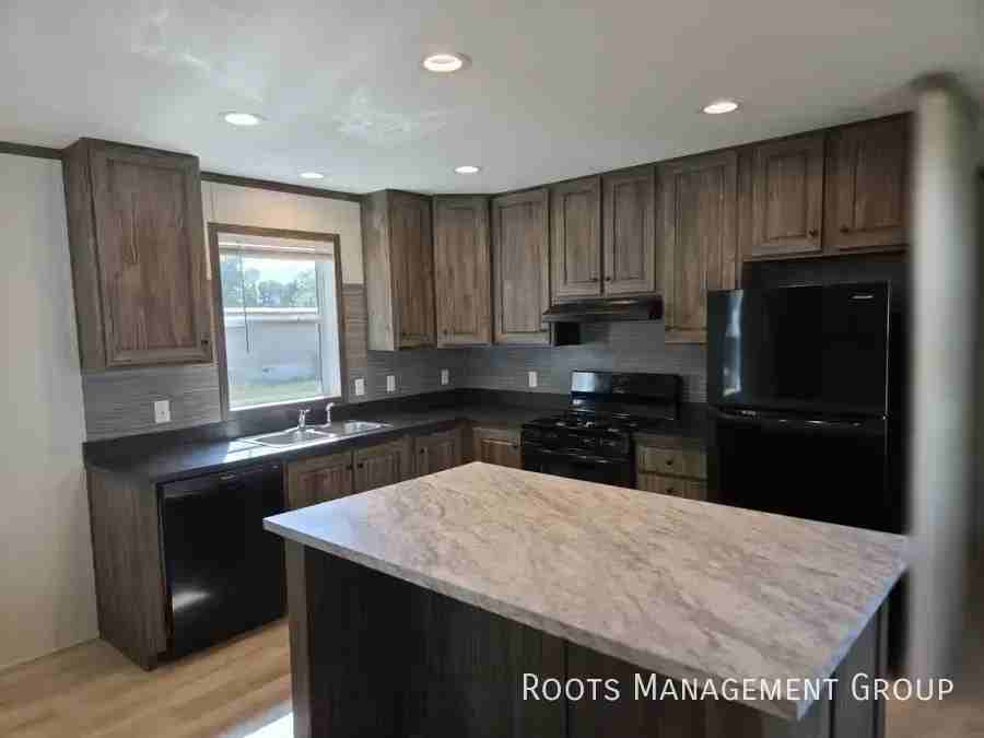 49 Vermillion Est #49 - Photo 2 of 10