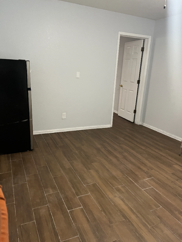 9669 Stonehaven Dr #2 - Photo 3 of 19