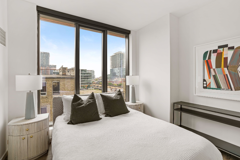 197 N Aberdeen St - Photo 3 of 9