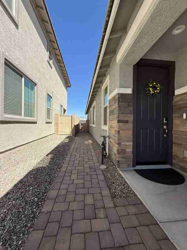174 N Spring Flower Dr - Photo 3 of 19