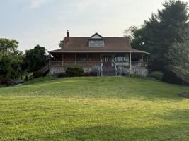 featured image of 910 Cedar Creek Grade #MAIN