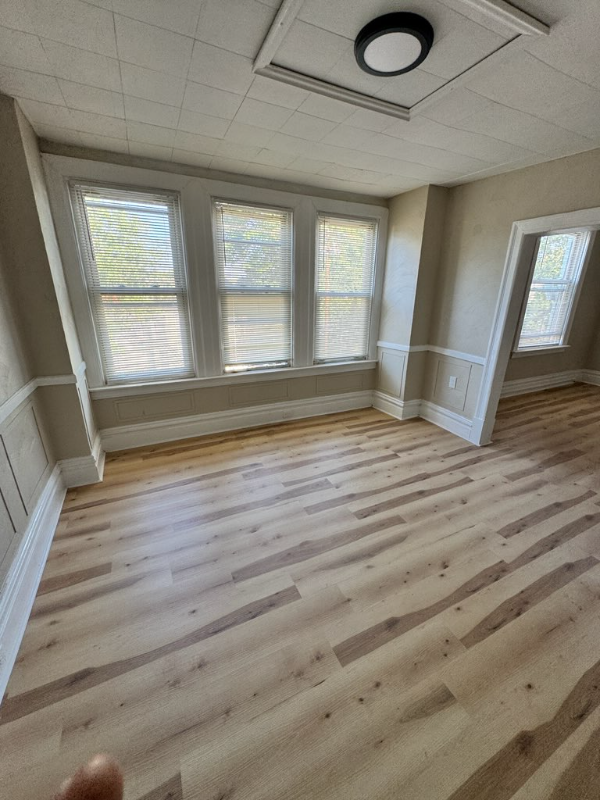 755 Chislett St #B - Photo 5 of 14