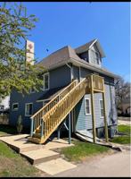 featured image of 1041 1/2 Carrington St #2