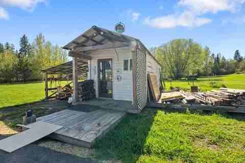 35 Shannon Ln - Photo 3 of 12