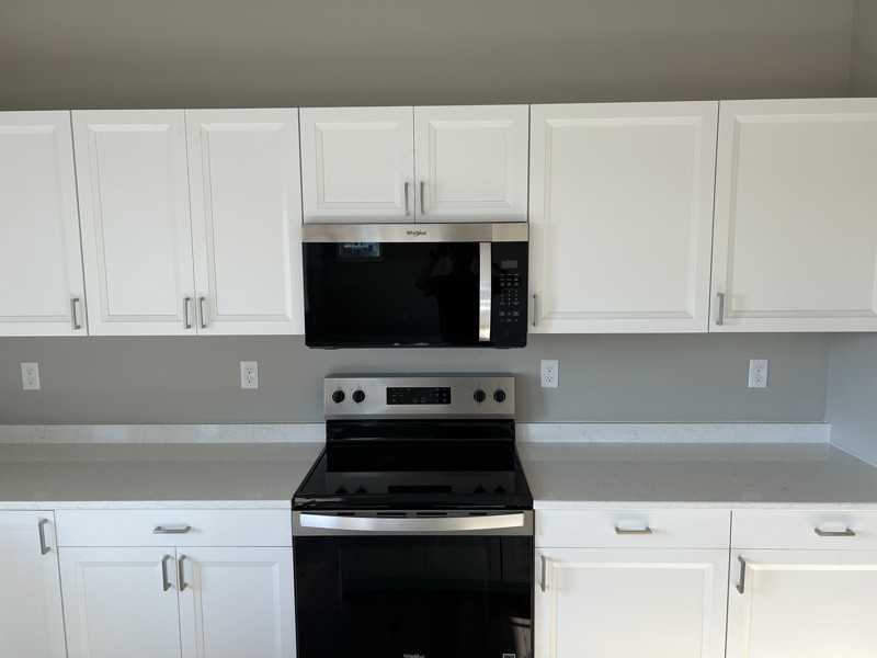 2708 36th Ave S #G - Photo 4 of 19