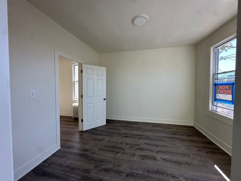 118 Seaview Ave #2 - Photo 4 of 10