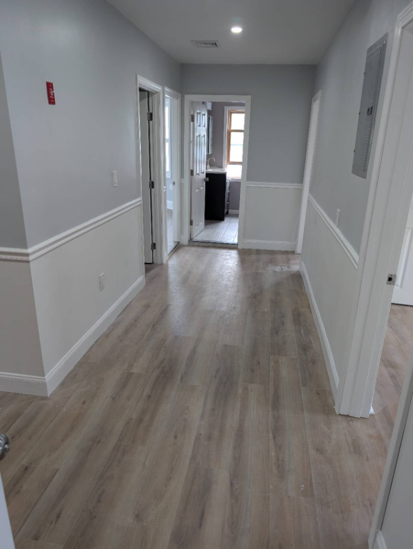 1034 Washington St #1 - Photo 7 of 9