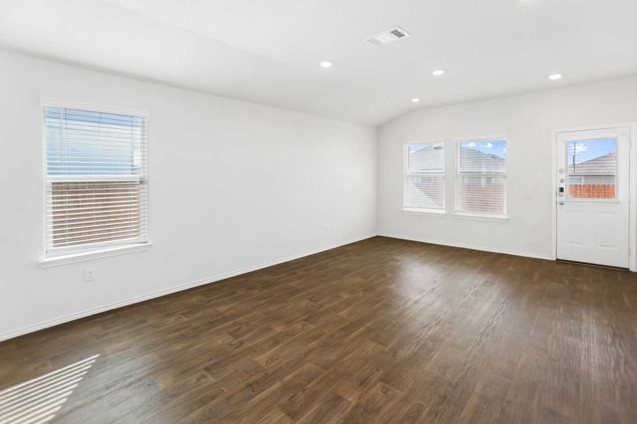 12106 Pease Riv - Photo 4 of 21