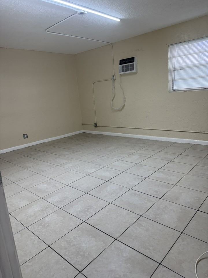 80 Southwest 8th Avenue #0 - Photo 5 of 5