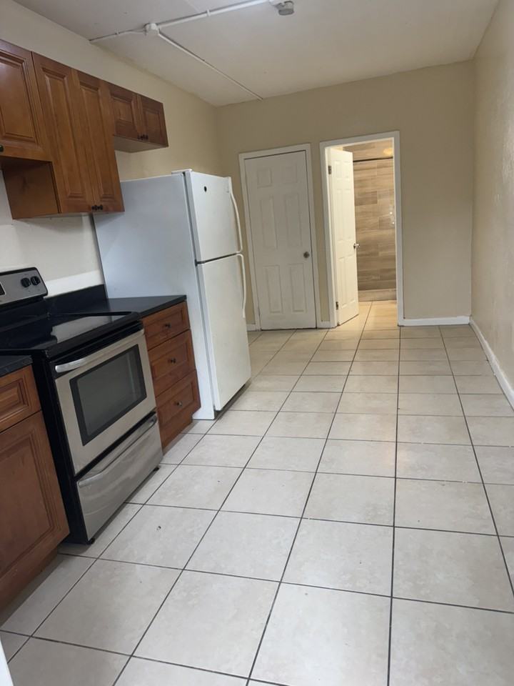 80 Southwest 8th Avenue #0 - Photo 3 of 5