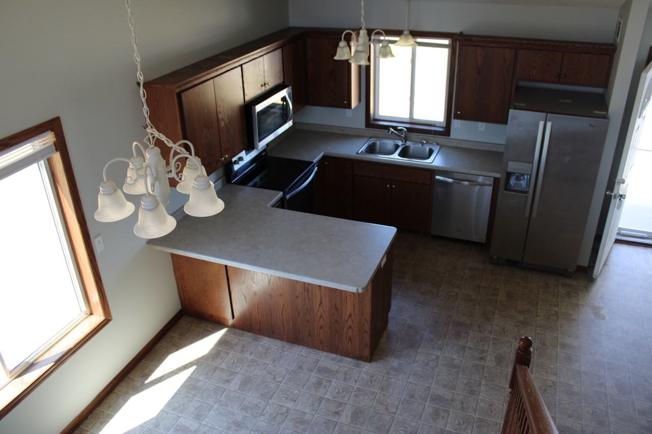 436 23rd Ave N #NA - Photo 4 of 9