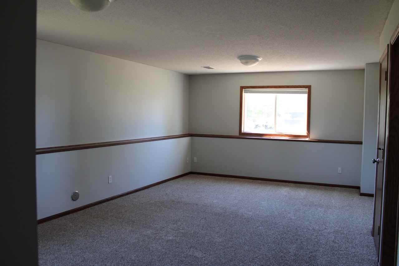 436 23rd Ave N #NA - Photo 6 of 9