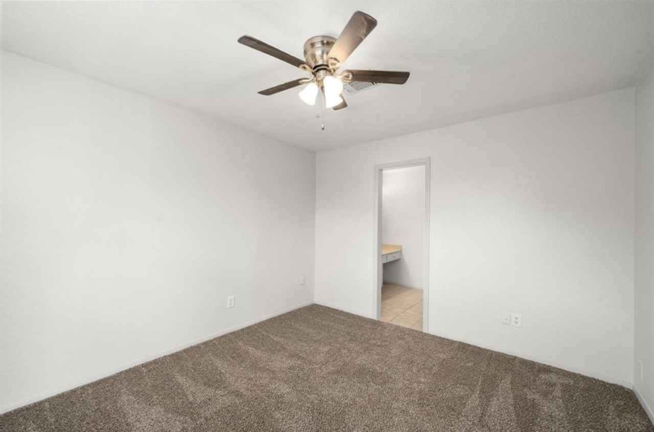 7847 Green Lawn Dr - Photo 2 of 33