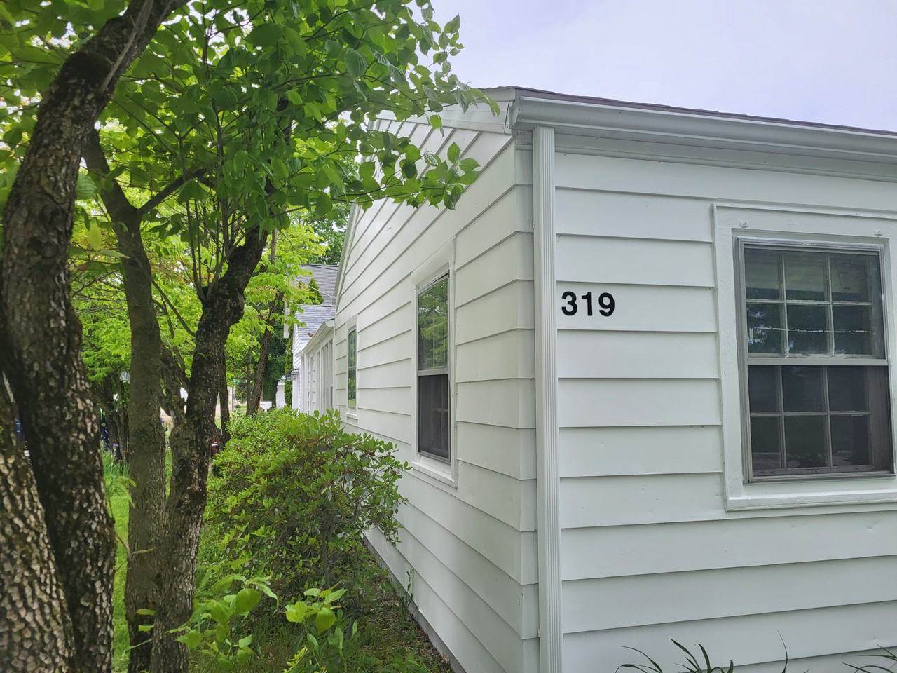 319 Shawnee Pl #NA - Photo 3 of 14