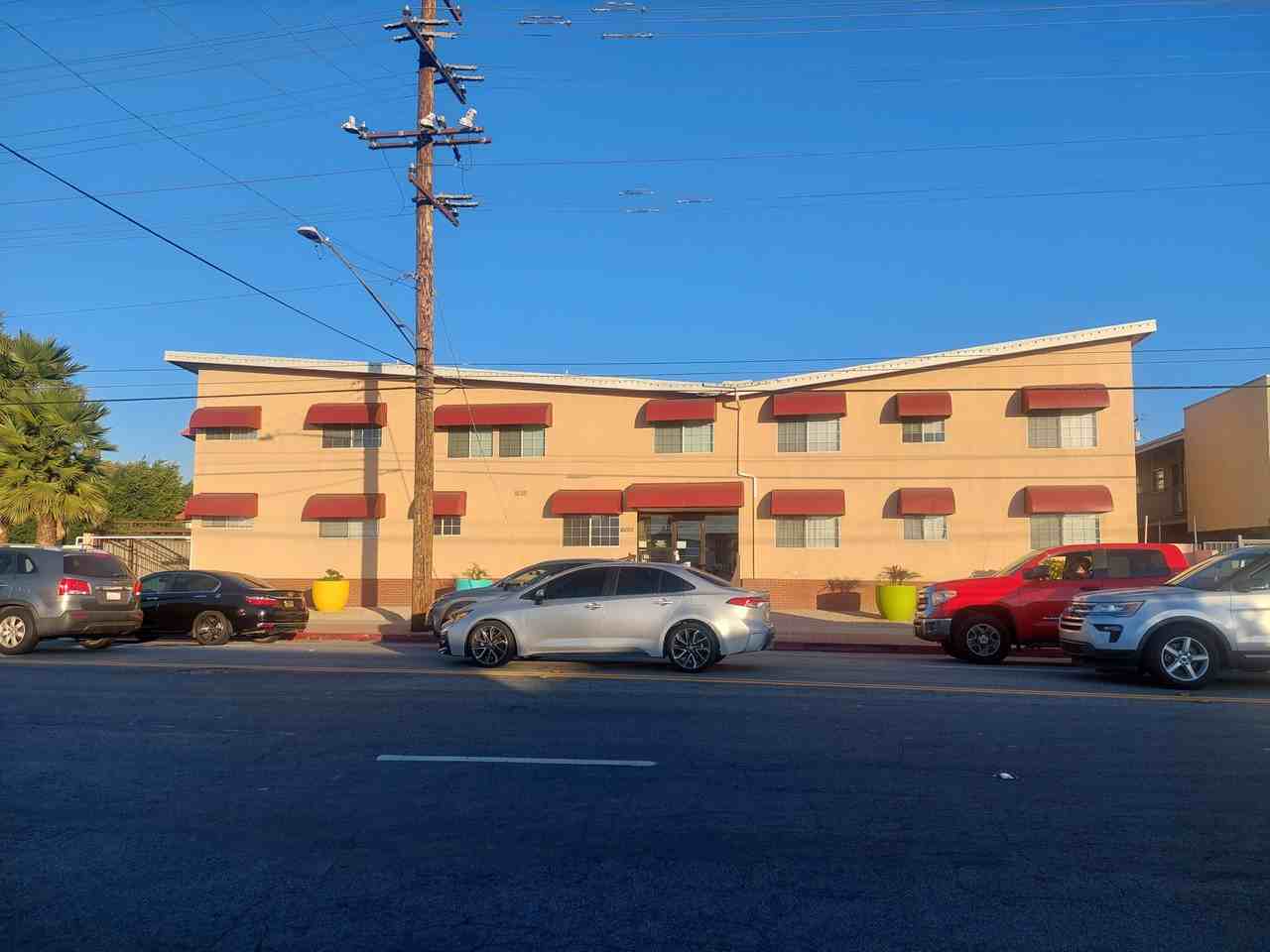 16020 Van Ness Ave #21 - Photo 5 of 6