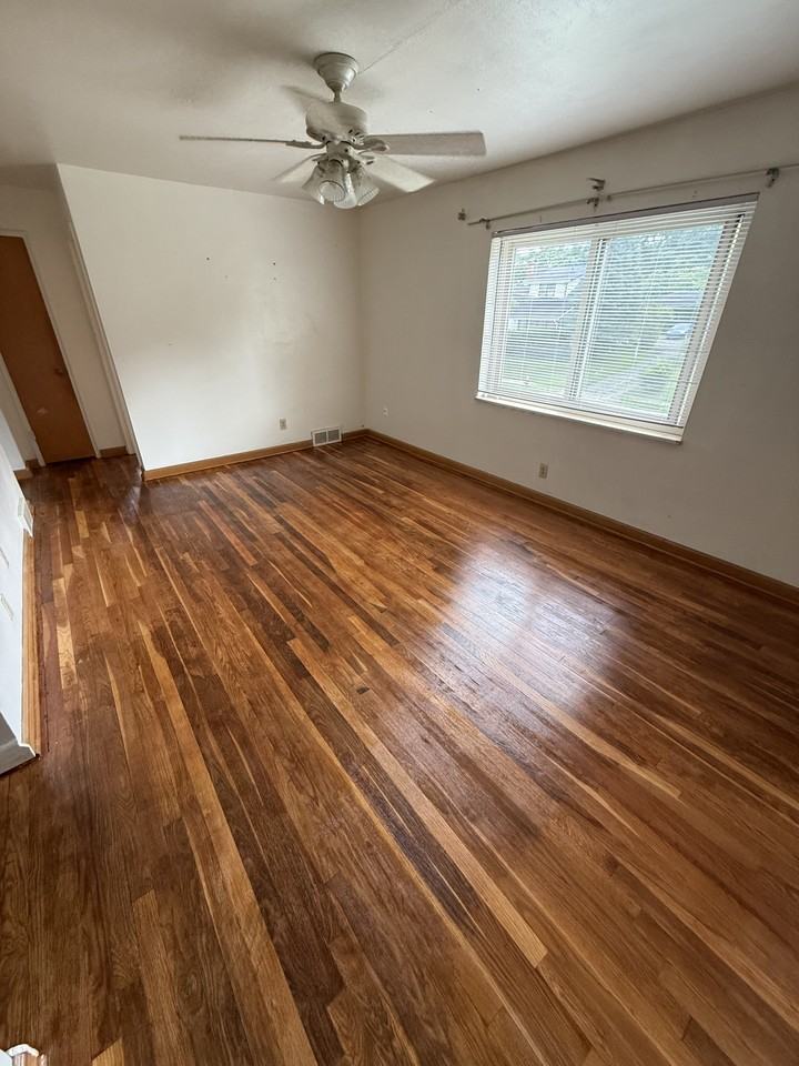 201 Northwood Avenue #3 - Photo 5 of 8