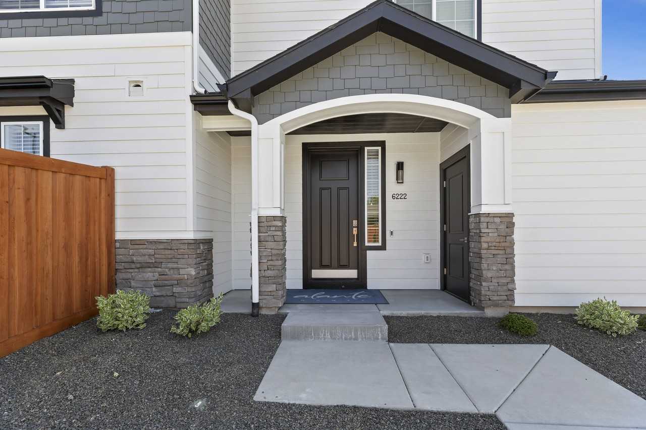 11030 West Lavonne Lane #45 - Photo 2 of 7