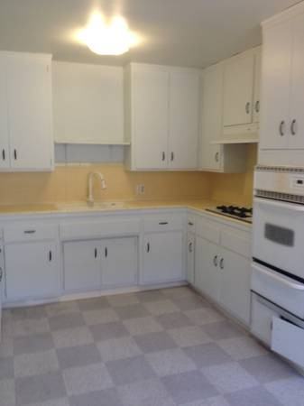 1120 San Rafael Ave #G - Photo 5 of 11